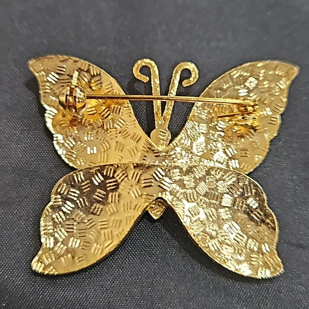BUTTERFLY ENAMEL BROOCH MULTICOLORED‎